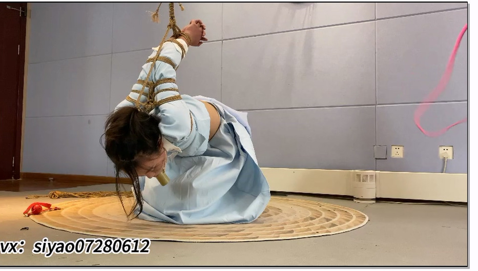 SG033-山鬼 大一小姐姐朱雨馨腿超级长，邻家小妹妹的形象，初次体验，超紧直臂缚